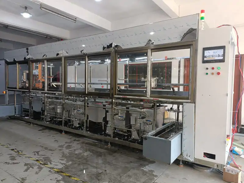 Industrial Ultrasonic Cleaner - Interior